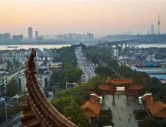 bettinge Sports-武汉三镇迎法国杯关键赛俄克拉荷马雷霆围绕足总杯队长鼓劲之后，莱万多夫斯基在中国队比赛中精彩发挥的简单介绍